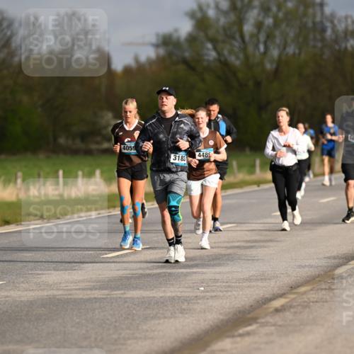 12.04.2026 - 45. Internationalen Wilhelmsburger Insellauf Dr. Thomas Lammeyer http://msf.ph/oto/9435507 12.04.2026 09:24:47 Laufen 4059, 2749, 448, 3183 meine-sportfotos.de