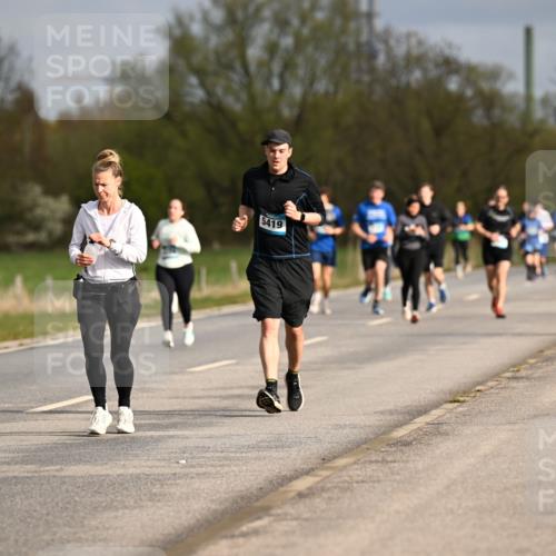 12.04.2026 - 45. Internationalen Wilhelmsburger Insellauf Dr. Thomas Lammeyer http://msf.ph/oto/9435527 12.04.2026 09:24:51 Laufen 197, 2267, 5419 meine-sportfotos.de