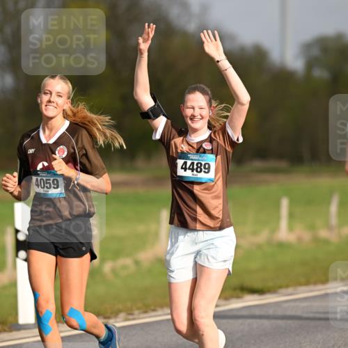 12.04.2026 - 45. Internationalen Wilhelmsburger Insellauf Dr. Thomas Lammeyer http://msf.ph/oto/9435538 12.04.2026 09:24:54 Laufen 4059, 4489 meine-sportfotos.de