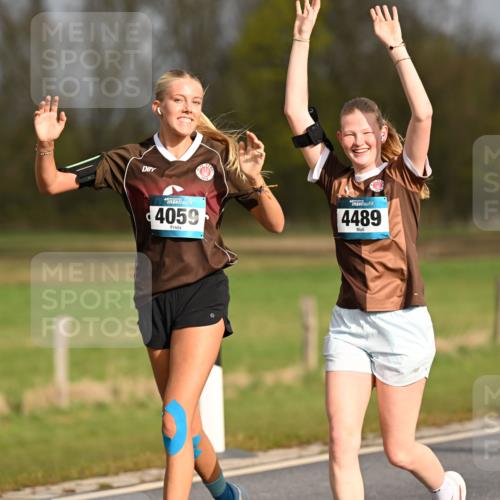 12.04.2026 - 45. Internationalen Wilhelmsburger Insellauf Dr. Thomas Lammeyer http://msf.ph/oto/9435540 12.04.2026 09:24:55 Laufen 4059, 4489 meine-sportfotos.de