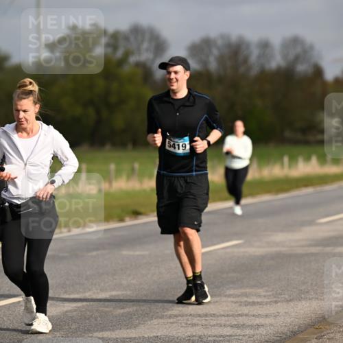 12.04.2026 - 45. Internationalen Wilhelmsburger Insellauf Dr. Thomas Lammeyer http://msf.ph/oto/9435553 12.04.2026 09:24:57 Laufen 5419 meine-sportfotos.de