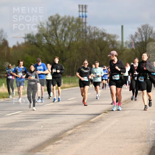 12.04.2026 - 45. Internationalen Wilhelmsburger Insellauf Dr. Thomas Lammeyer http://msf.ph/oto/9435563 12.04.2026 09:25:00 Laufen 4148, 2806, 2924, 23460 meine-sportfotos.de