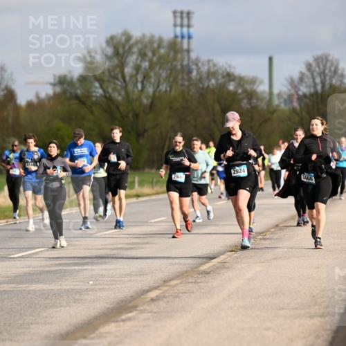 12.04.2026 - 45. Internationalen Wilhelmsburger Insellauf Dr. Thomas Lammeyer http://msf.ph/oto/9435566 12.04.2026 09:25:00 Laufen 4148, 2806, 2924, 3460 meine-sportfotos.de