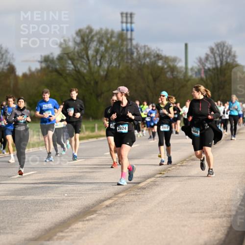12.04.2026 - 45. Internationalen Wilhelmsburger Insellauf Dr. Thomas Lammeyer http://msf.ph/oto/9435570 12.04.2026 09:25:01 Laufen 46, 4147, 2807, 460, 28, 2924, 16 meine-sportfotos.de
