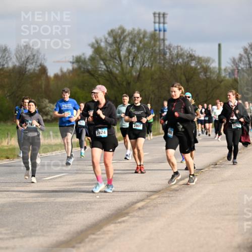 12.04.2026 - 45. Internationalen Wilhelmsburger Insellauf Dr. Thomas Lammeyer http://msf.ph/oto/9435575 12.04.2026 09:25:02 Laufen 276, 5615, 2924, 2806, 60, 2800, 16 meine-sportfotos.de