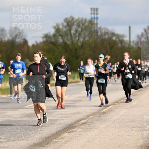 12.04.2026 - 45. Internationalen Wilhelmsburger Insellauf Dr. Thomas Lammeyer http://msf.ph/oto/9435586 12.04.2026 09:25:04 Laufen 2924, 4146, 460, 280, 2807, 2800 meine-sportfotos.de