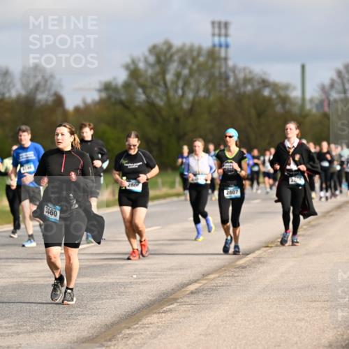 12.04.2026 - 45. Internationalen Wilhelmsburger Insellauf Dr. Thomas Lammeyer http://msf.ph/oto/9435589 12.04.2026 09:25:05 Laufen 2924, 2767, 3460, 2806, 2807, 2000 meine-sportfotos.de