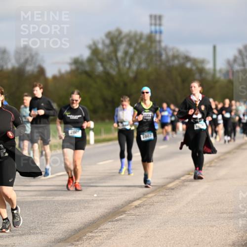 12.04.2026 - 45. Internationalen Wilhelmsburger Insellauf Dr. Thomas Lammeyer http://msf.ph/oto/9435592 12.04.2026 09:25:06 Laufen 460, 280, 2807 meine-sportfotos.de