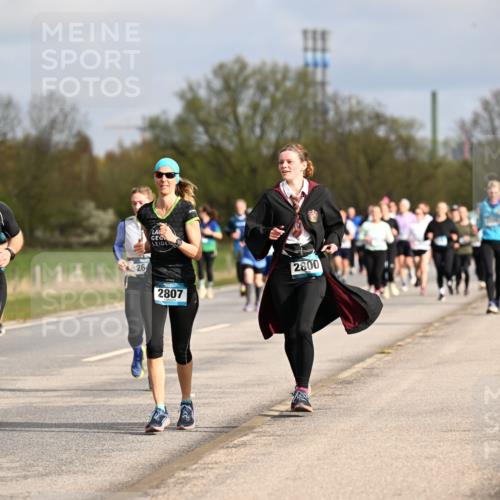12.04.2026 - 45. Internationalen Wilhelmsburger Insellauf Dr. Thomas Lammeyer http://msf.ph/oto/9435611 12.04.2026 09:25:09 Laufen 56, 4147, 26, 2806, 2807, 2800 meine-sportfotos.de