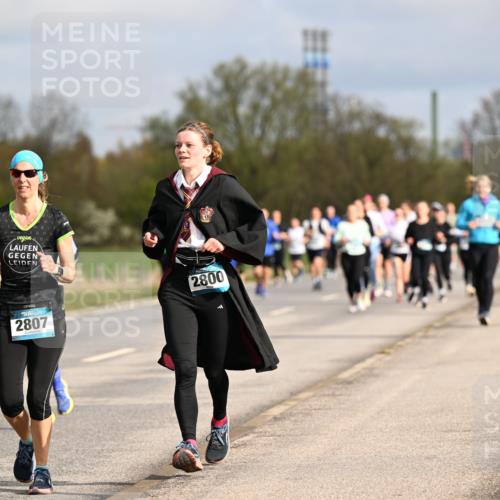 12.04.2026 - 45. Internationalen Wilhelmsburger Insellauf Dr. Thomas Lammeyer http://msf.ph/oto/9435624 12.04.2026 09:25:11 Laufen 2807, 2800 meine-sportfotos.de