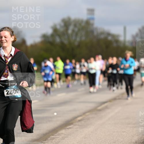 12.04.2026 - 45. Internationalen Wilhelmsburger Insellauf Dr. Thomas Lammeyer http://msf.ph/oto/9435635 12.04.2026 09:25:12 Laufen 2800 meine-sportfotos.de