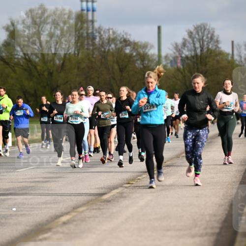 12.04.2026 - 45. Internationalen Wilhelmsburger Insellauf Dr. Thomas Lammeyer http://msf.ph/oto/9435639 12.04.2026 09:25:14 Laufen 351, 3740, 50, 4977, 2699, 30, 2590, 2576, 660, 39, 03, 16 meine-sportfotos.de