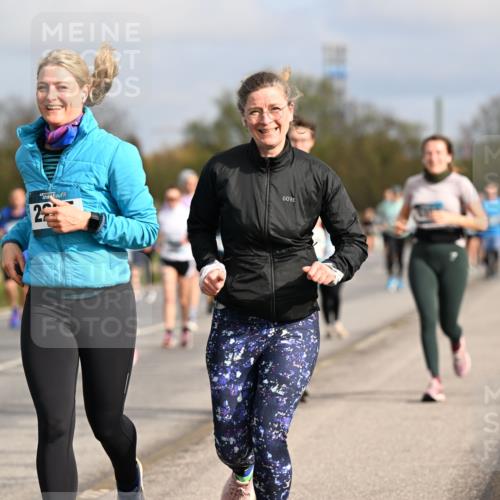 12.04.2026 - 45. Internationalen Wilhelmsburger Insellauf Dr. Thomas Lammeyer http://msf.ph/oto/9435680 12.04.2026 09:25:21 Laufen 31, 22 meine-sportfotos.de