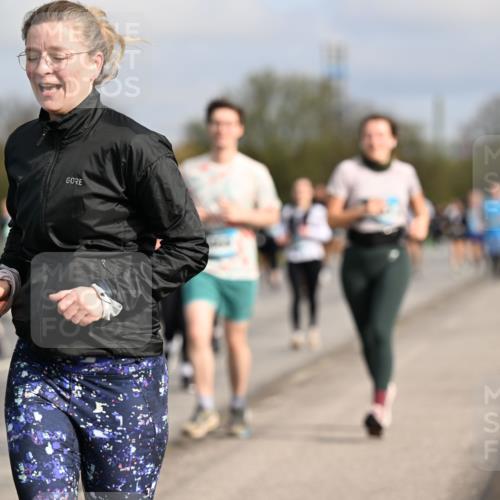 12.04.2026 - 45. Internationalen Wilhelmsburger Insellauf Dr. Thomas Lammeyer http://msf.ph/oto/9435687 12.04.2026 09:25:22 Laufen  meine-sportfotos.de