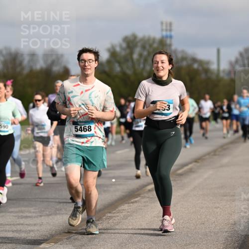 12.04.2026 - 45. Internationalen Wilhelmsburger Insellauf Dr. Thomas Lammeyer http://msf.ph/oto/9435691 12.04.2026 09:25:23 Laufen 2590, 5468 meine-sportfotos.de