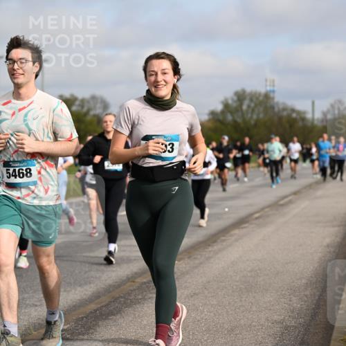 12.04.2026 - 45. Internationalen Wilhelmsburger Insellauf Dr. Thomas Lammeyer http://msf.ph/oto/9435702 12.04.2026 09:25:25 Laufen 5468, 3 meine-sportfotos.de