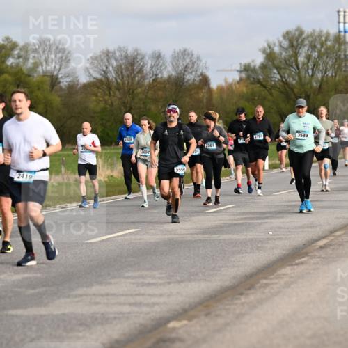 12.04.2026 - 45. Internationalen Wilhelmsburger Insellauf Dr. Thomas Lammeyer http://msf.ph/oto/9435720 12.04.2026 09:25:28 Laufen 2664, 2419, 2828, 3052, 5559, 2193, 3589, 3716, 2567, 302149, 2919 meine-sportfotos.de