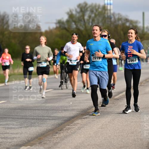 12.04.2026 - 45. Internationalen Wilhelmsburger Insellauf Dr. Thomas Lammeyer http://msf.ph/oto/9435749 12.04.2026 09:25:34 Laufen 3589, 3029, 4540, 2919, 2962 meine-sportfotos.de
