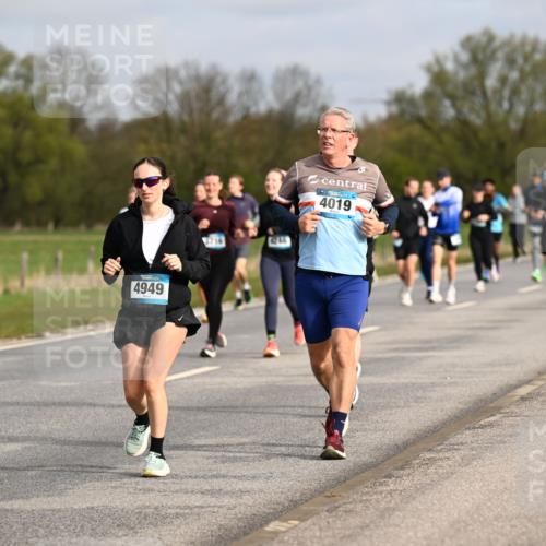 12.04.2026 - 45. Internationalen Wilhelmsburger Insellauf Dr. Thomas Lammeyer http://msf.ph/oto/9435785 12.04.2026 09:25:40 Laufen 161, 3028, 4949, 3716, 4846, 4019 meine-sportfotos.de