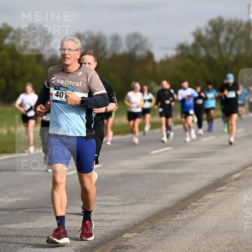 12.04.2026 - 45. Internationalen Wilhelmsburger Insellauf Dr. Thomas Lammeyer http://msf.ph/oto/9435796 12.04.2026 09:25:42 Laufen 4949, 40 meine-sportfotos.de
