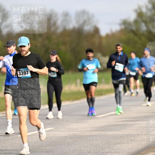 12.04.2026 - 45. Internationalen Wilhelmsburger Insellauf Dr. Thomas Lammeyer http://msf.ph/oto/9435834 12.04.2026 09:25:48 Laufen 3397 meine-sportfotos.de