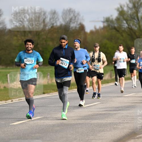 12.04.2026 - 45. Internationalen Wilhelmsburger Insellauf Dr. Thomas Lammeyer http://msf.ph/oto/9435844 12.04.2026 09:25:51 Laufen 2542, 4613, 4612, 2168, 3027, 2211, 3607, 2597, 2137 meine-sportfotos.de