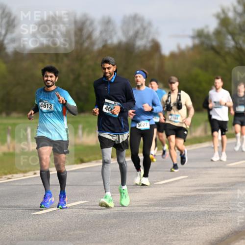 12.04.2026 - 45. Internationalen Wilhelmsburger Insellauf Dr. Thomas Lammeyer http://msf.ph/oto/9435846 12.04.2026 09:25:51 Laufen 2542, 4613, 46, 461, 3027 meine-sportfotos.de