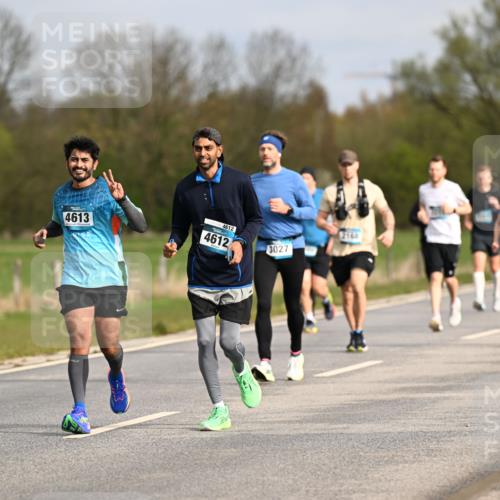 12.04.2026 - 45. Internationalen Wilhelmsburger Insellauf Dr. Thomas Lammeyer http://msf.ph/oto/9435847 12.04.2026 09:25:51 Laufen 2542, 4613, 4612, 4612, 2164, 3027 meine-sportfotos.de