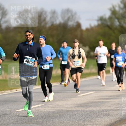 12.04.2026 - 45. Internationalen Wilhelmsburger Insellauf Dr. Thomas Lammeyer http://msf.ph/oto/9435853 12.04.2026 09:25:52 Laufen 4613, 4612, 4612, 2, 3027, 2160 meine-sportfotos.de