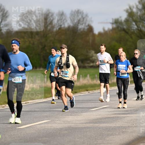 12.04.2026 - 45. Internationalen Wilhelmsburger Insellauf Dr. Thomas Lammeyer http://msf.ph/oto/9435857 12.04.2026 09:25:53 Laufen 2168, 4612, 3027, 221, 3607, 2597, 2137, 5762 meine-sportfotos.de