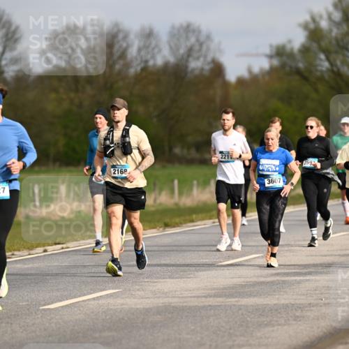12.04.2026 - 45. Internationalen Wilhelmsburger Insellauf Dr. Thomas Lammeyer http://msf.ph/oto/9435861 12.04.2026 09:25:54 Laufen 2168, 3027, 221, 3607, 2597, 2137 meine-sportfotos.de