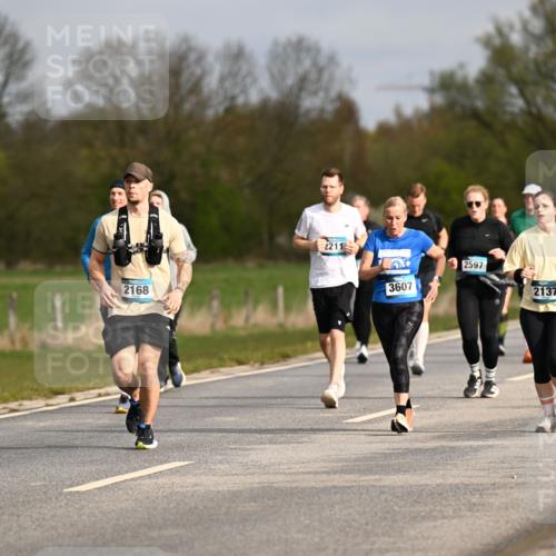 12.04.2026 - 45. Internationalen Wilhelmsburger Insellauf Dr. Thomas Lammeyer http://msf.ph/oto/9435865 12.04.2026 09:25:54 Laufen 2168, 3027, 2211, 3607, 2597, 2137 meine-sportfotos.de