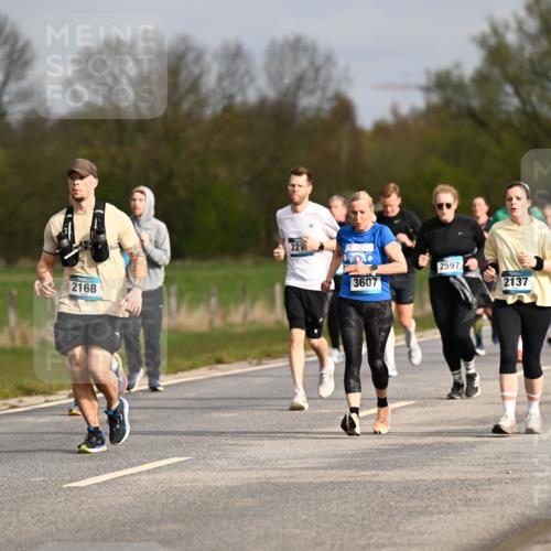 12.04.2026 - 45. Internationalen Wilhelmsburger Insellauf Dr. Thomas Lammeyer http://msf.ph/oto/9435868 12.04.2026 09:25:55 Laufen 2168, 3027, 221, 3607, 2597, 2137 meine-sportfotos.de