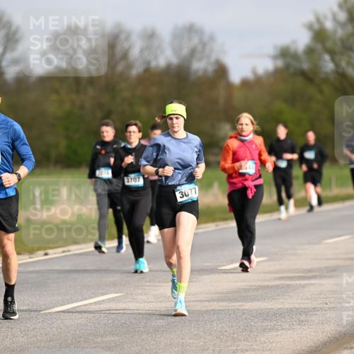 12.04.2026 - 45. Internationalen Wilhelmsburger Insellauf Dr. Thomas Lammeyer http://msf.ph/oto/9435919 12.04.2026 09:26:04 Laufen 5792, 3707, 3077 meine-sportfotos.de