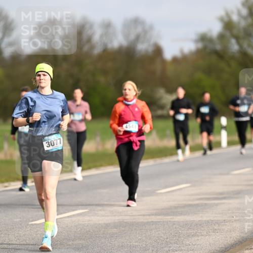 12.04.2026 - 45. Internationalen Wilhelmsburger Insellauf Dr. Thomas Lammeyer http://msf.ph/oto/9435925 12.04.2026 09:26:06 Laufen 3077, 4548 meine-sportfotos.de