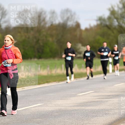 12.04.2026 - 45. Internationalen Wilhelmsburger Insellauf Dr. Thomas Lammeyer http://msf.ph/oto/9435938 12.04.2026 09:26:08 Laufen 4454 meine-sportfotos.de