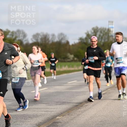 12.04.2026 - 45. Internationalen Wilhelmsburger Insellauf Dr. Thomas Lammeyer http://msf.ph/oto/9435971 12.04.2026 09:26:15 Laufen 3343, 3844, 141, 2422 meine-sportfotos.de