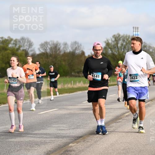 12.04.2026 - 45. Internationalen Wilhelmsburger Insellauf Dr. Thomas Lammeyer http://msf.ph/oto/9435978 12.04.2026 09:26:16 Laufen 3124, 3743, 3015, 4141, 2422, 3631 meine-sportfotos.de