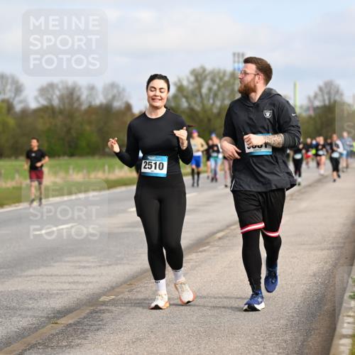 12.04.2026 - 45. Internationalen Wilhelmsburger Insellauf Dr. Thomas Lammeyer http://msf.ph/oto/9436018 12.04.2026 09:26:25 Laufen 2510 meine-sportfotos.de