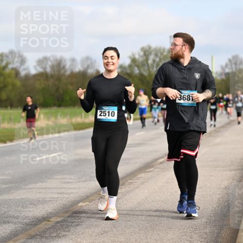 12.04.2026 - 45. Internationalen Wilhelmsburger Insellauf Dr. Thomas Lammeyer http://msf.ph/oto/9436020 12.04.2026 09:26:25 Laufen 5720, 2510, 368 meine-sportfotos.de