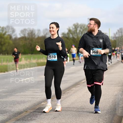 12.04.2026 - 45. Internationalen Wilhelmsburger Insellauf Dr. Thomas Lammeyer http://msf.ph/oto/9436021 12.04.2026 09:26:25 Laufen 5720, 2510, 368 meine-sportfotos.de