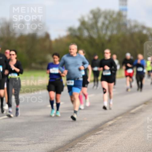 12.04.2026 - 45. Internationalen Wilhelmsburger Insellauf Dr. Thomas Lammeyer http://msf.ph/oto/9436094 12.04.2026 09:26:40 Laufen 3295 meine-sportfotos.de