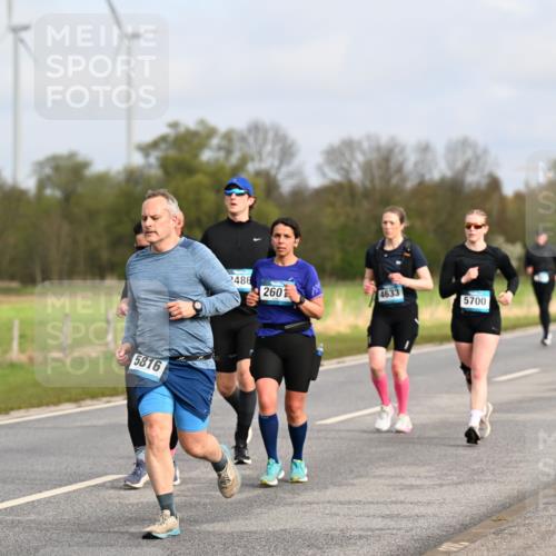 12.04.2026 - 45. Internationalen Wilhelmsburger Insellauf Dr. Thomas Lammeyer http://msf.ph/oto/9436109 12.04.2026 09:26:44 Laufen 2548, 5816, 2486, 260, 4633, 5700 meine-sportfotos.de
