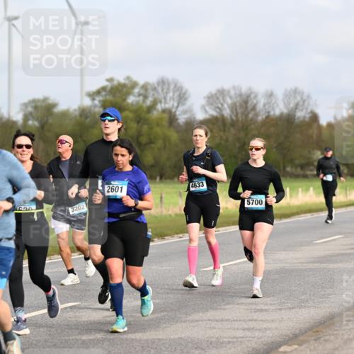 12.04.2026 - 45. Internationalen Wilhelmsburger Insellauf Dr. Thomas Lammeyer http://msf.ph/oto/9436112 12.04.2026 09:26:44 Laufen 5816, 2601, 4633, 3202, 5700, 2993 meine-sportfotos.de