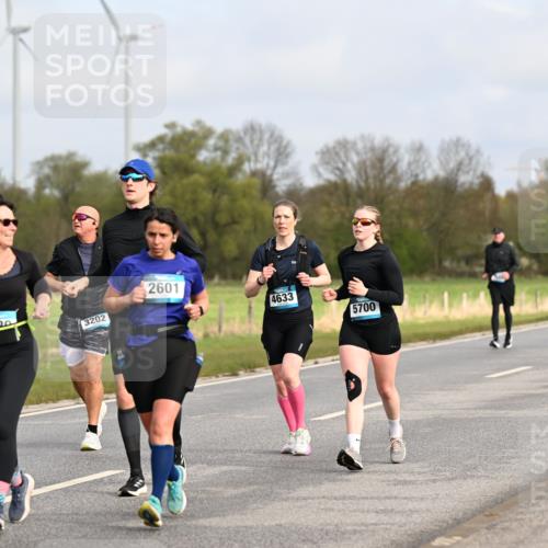 12.04.2026 - 45. Internationalen Wilhelmsburger Insellauf Dr. Thomas Lammeyer http://msf.ph/oto/9436114 12.04.2026 09:26:45 Laufen 5816, 2601, 620, 3202, 4633, 5700, 4068, 2999 meine-sportfotos.de