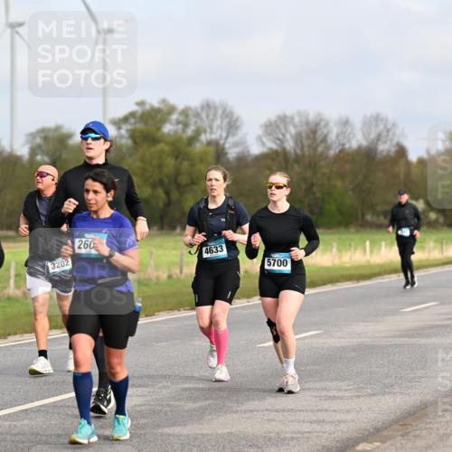 12.04.2026 - 45. Internationalen Wilhelmsburger Insellauf Dr. Thomas Lammeyer http://msf.ph/oto/9436116 12.04.2026 09:26:45 Laufen 2620, 3202, 260, 4633, 5700, 2993 meine-sportfotos.de