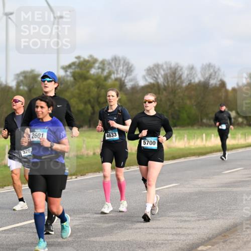 12.04.2026 - 45. Internationalen Wilhelmsburger Insellauf Dr. Thomas Lammeyer http://msf.ph/oto/9436117 12.04.2026 09:26:45 Laufen 2601, 4633, 320, 5700, 2993, 4970 meine-sportfotos.de
