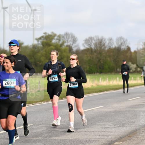 12.04.2026 - 45. Internationalen Wilhelmsburger Insellauf Dr. Thomas Lammeyer http://msf.ph/oto/9436120 12.04.2026 09:26:46 Laufen 2601, 4633, 5700, 2993 meine-sportfotos.de