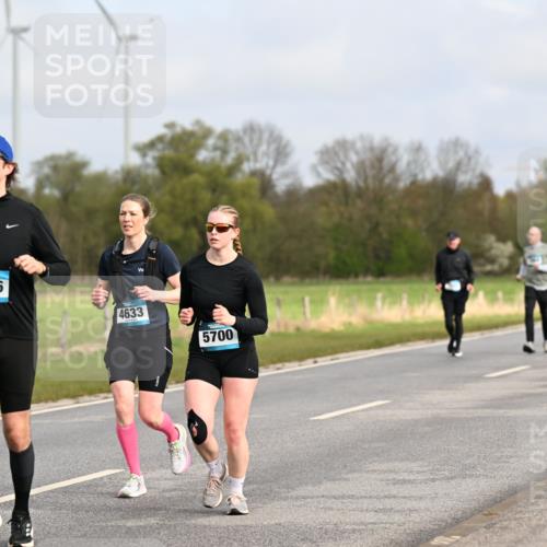 12.04.2026 - 45. Internationalen Wilhelmsburger Insellauf Dr. Thomas Lammeyer http://msf.ph/oto/9436124 12.04.2026 09:26:46 Laufen 2601, 486, 4633, 5700 meine-sportfotos.de