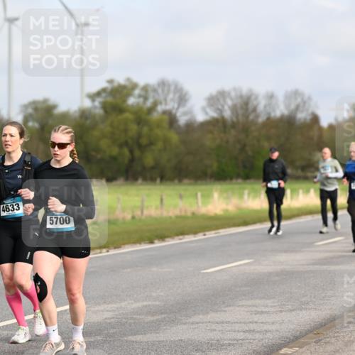 12.04.2026 - 45. Internationalen Wilhelmsburger Insellauf Dr. Thomas Lammeyer http://msf.ph/oto/9436130 12.04.2026 09:26:47 Laufen 4633, 5700 meine-sportfotos.de